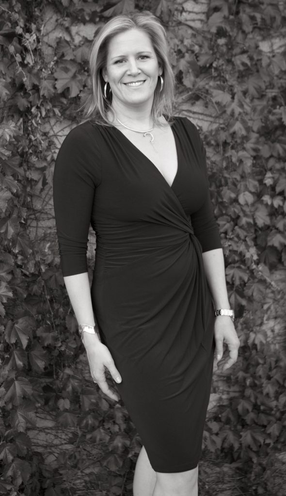 CS0C5753_bw-590x1024.jpg